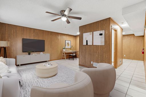 3 Bed 2.5 Bath Townhome – photo 1