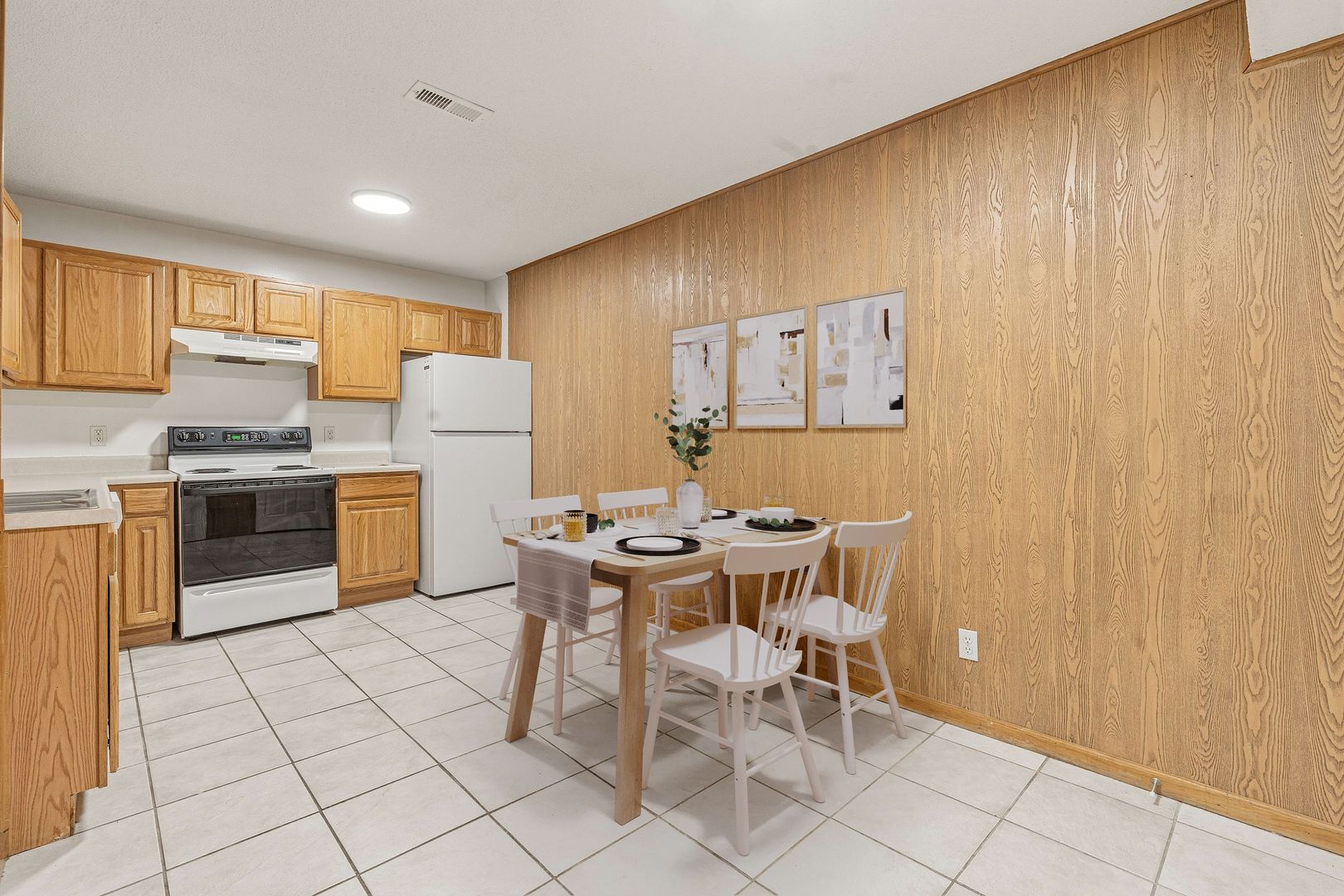 3 Bed 2.5 Bath Townhome 14 of 32