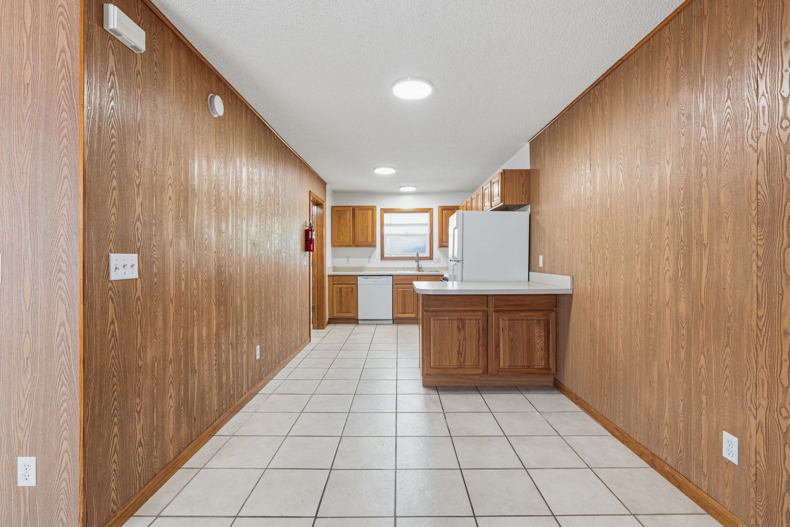 Furnished Studio Apartment - Heart of Warrensburg 20 of 24