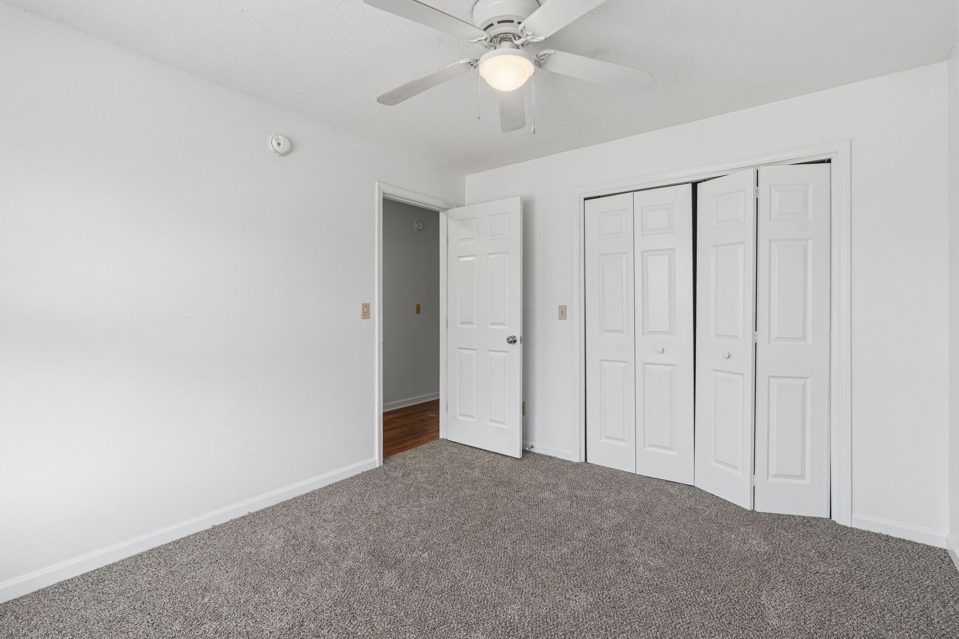 3 Bed 2.5 Bath Townhome 7 of 12