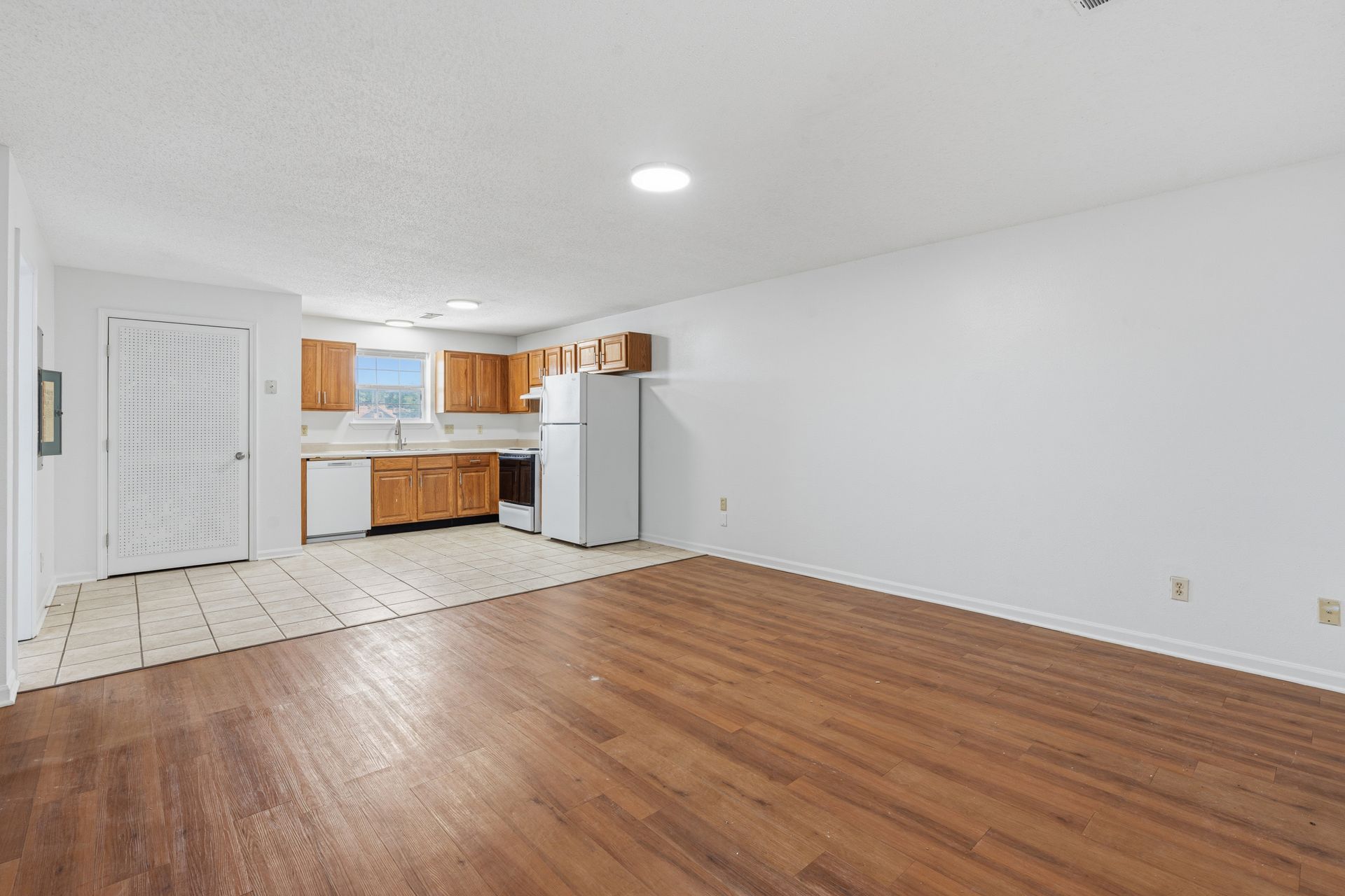 3 Bed 2.5 Bath Townhome 10 of 12