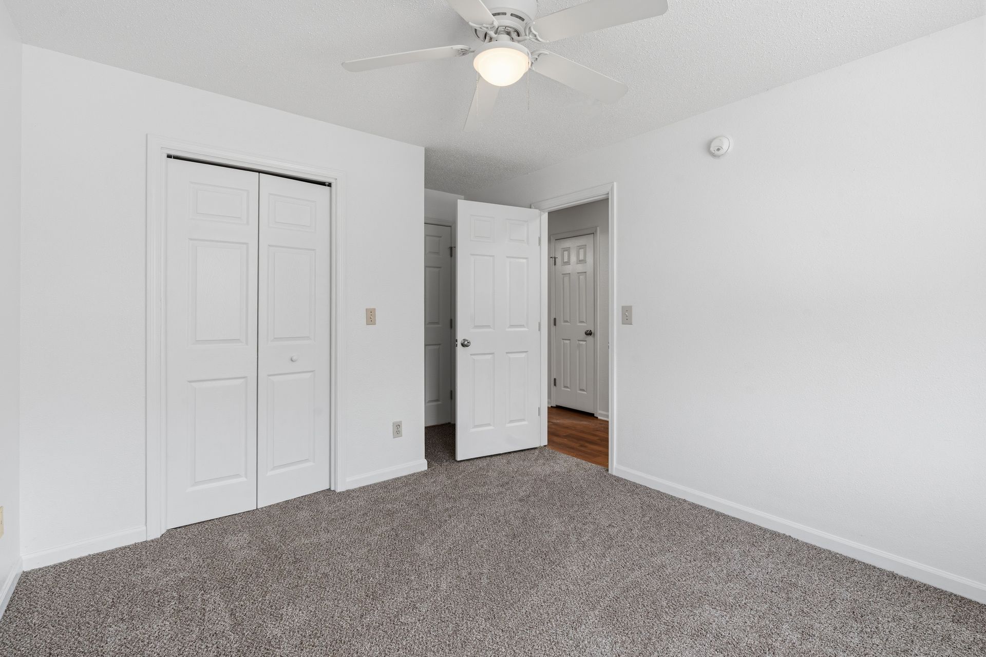 3 Bed 2.5 Bath Townhome 9 of 12