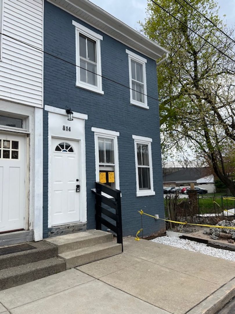 Pottstown House: 814 South St