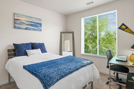 University Flats 2 Bedroom 2 Bath – photo 1