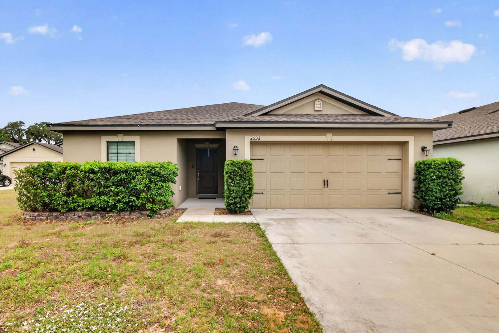 Tavares House: 2533 Bracknell Forest Trl