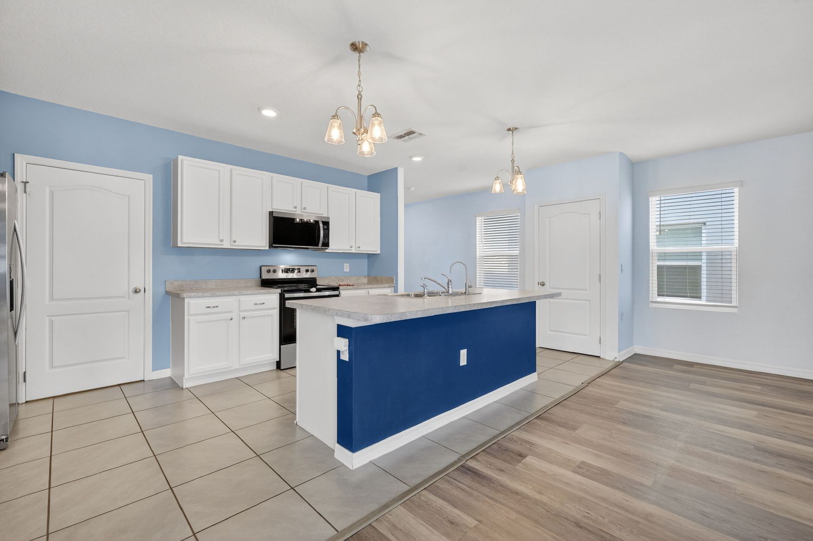 3039 Tansy St 2 of 12