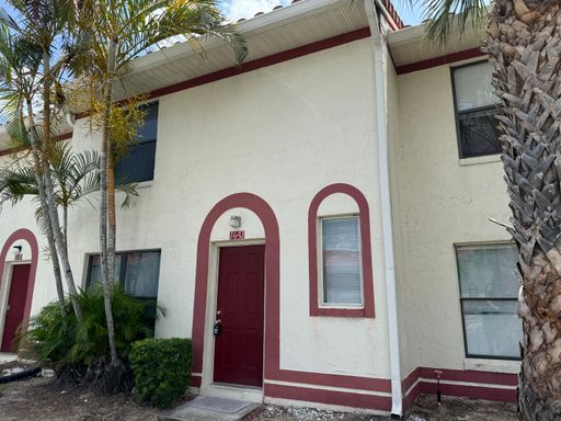 3 Bedroom Townhome (Off Curry Ford) For Rent! ***SEE TERMS – photo 1