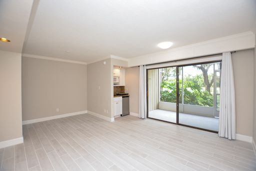 1st floor Studio Apartment for rent in Grenelefe Condominiums