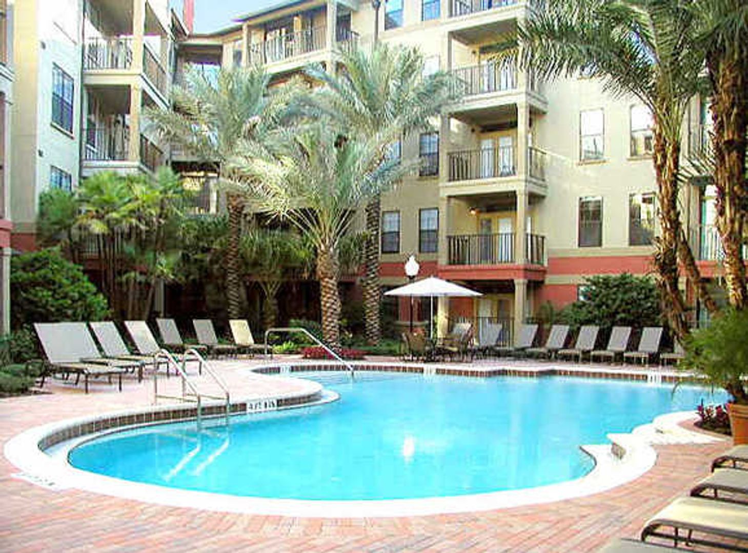 Orlando Condo: 860 North Orange Avenue