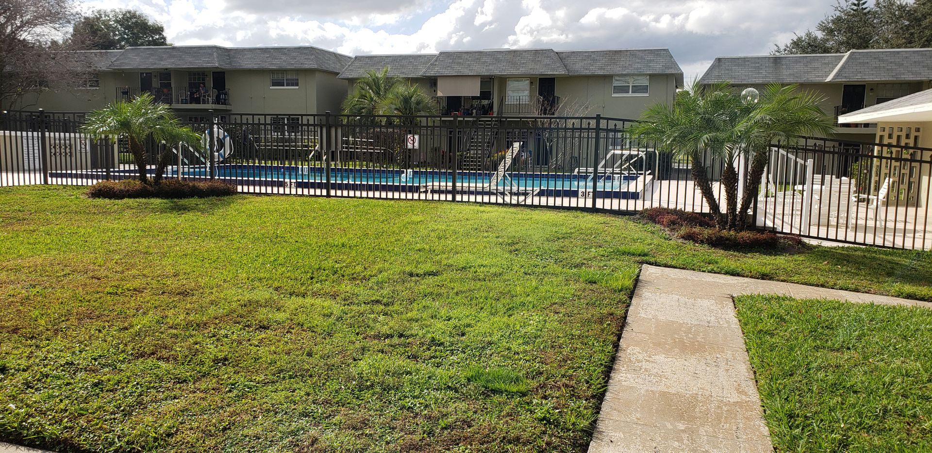 Orlando House: 525 S Conway Road