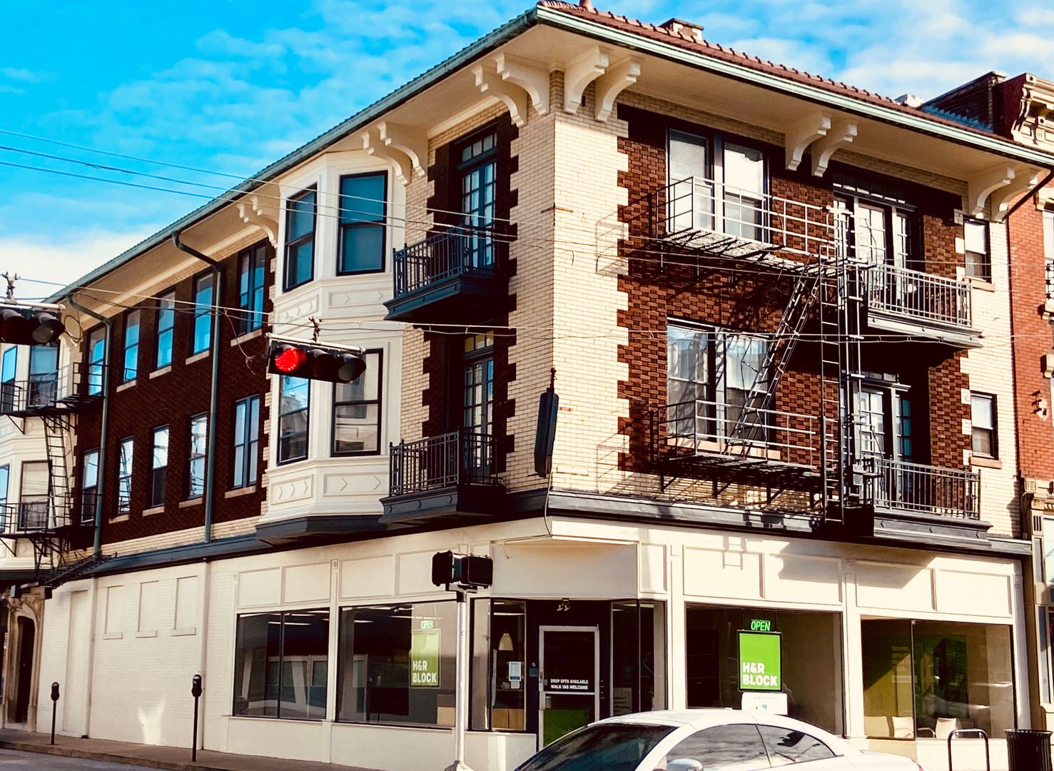 Covington Apartment: 3-5 E. 8th St.