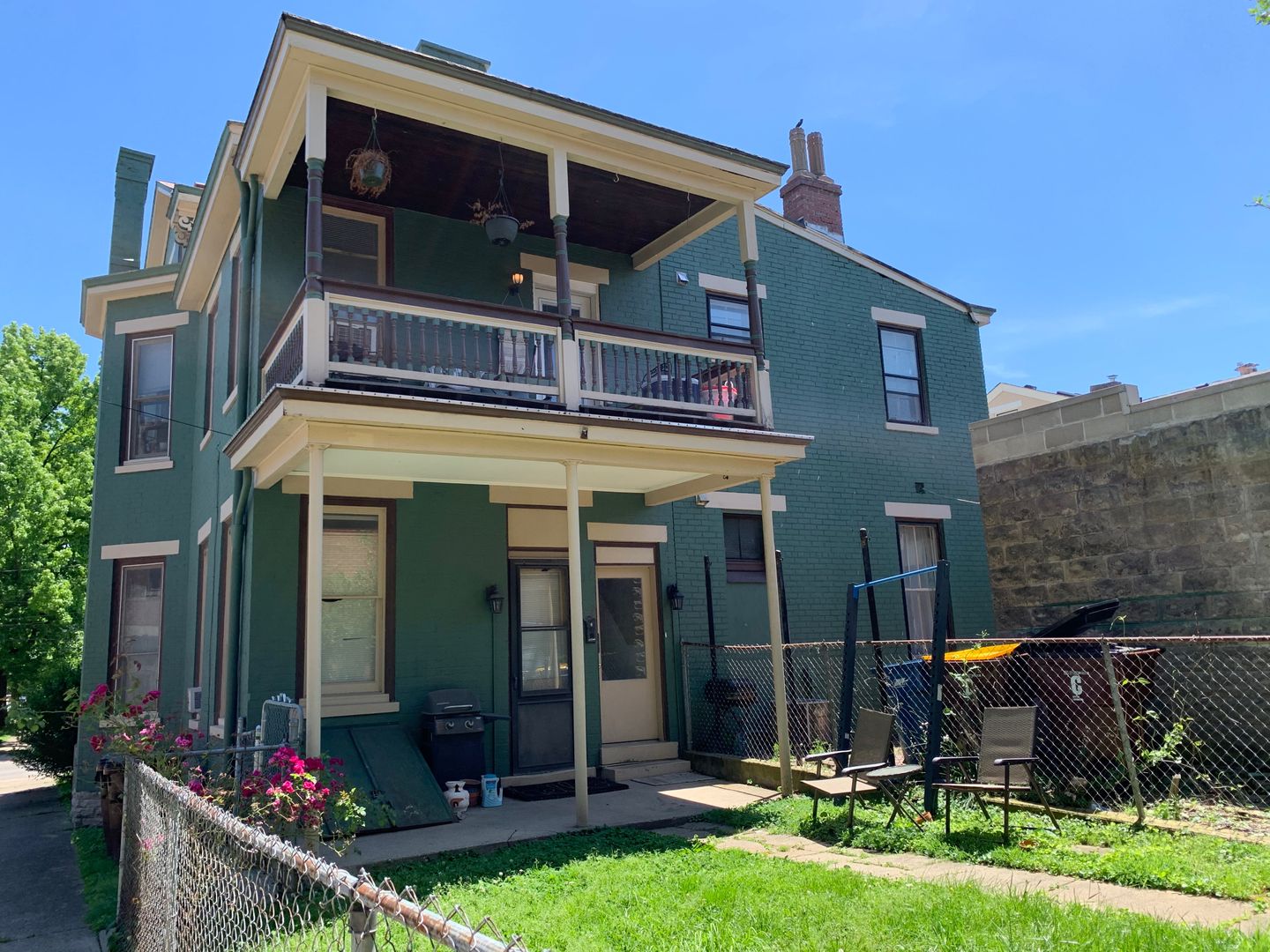 Covington Apartment: 801 Willard Street