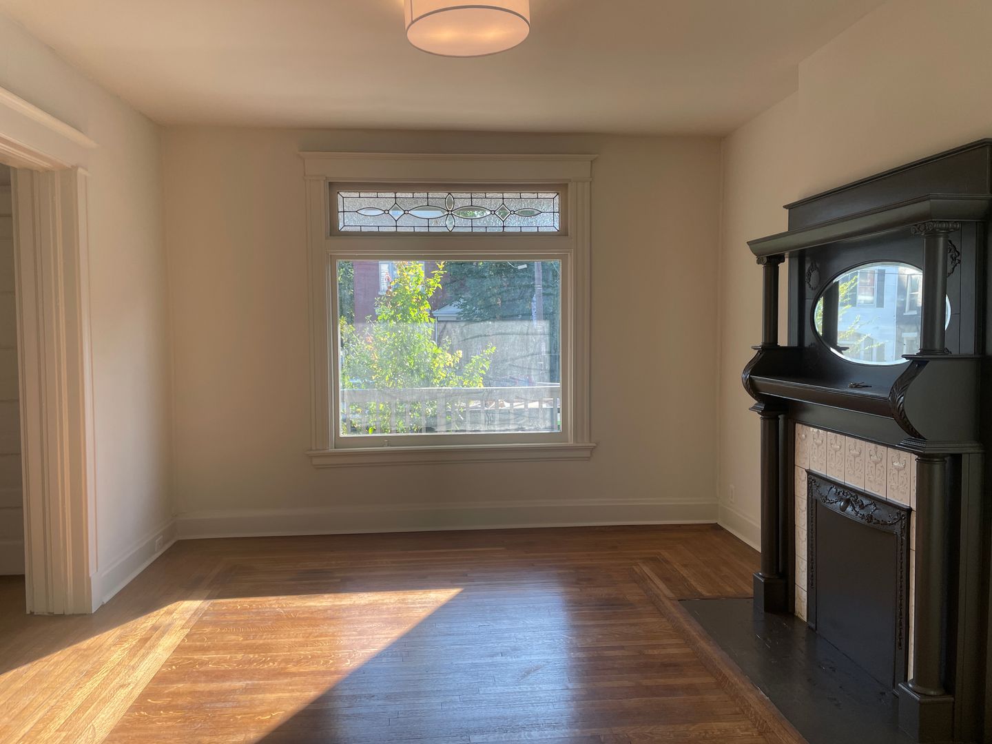 Covington Apartment: 1923 Greenup St.