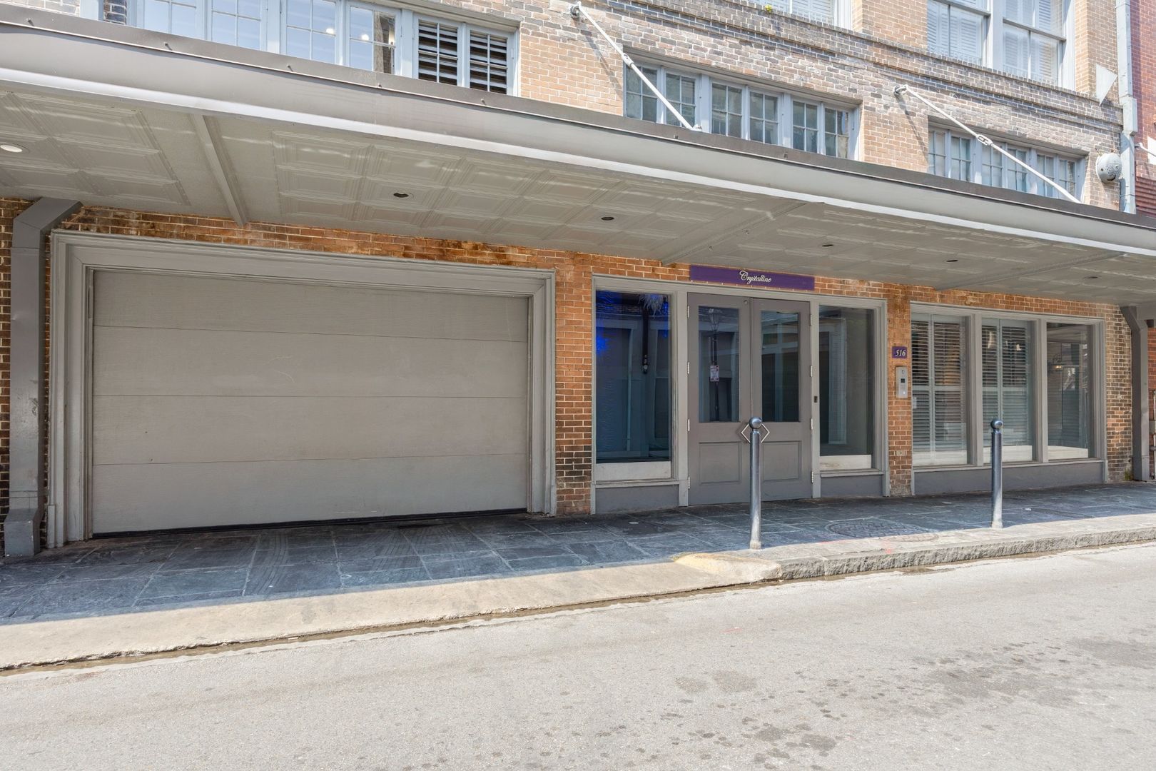 New Orleans Apartment: 516 Bienville St