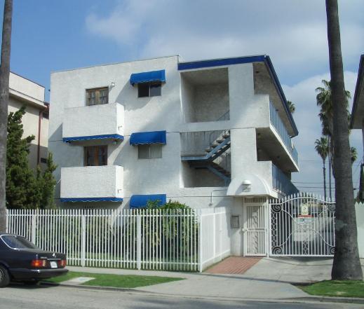 Van Nuys Apartment: 14333 Haynes St.