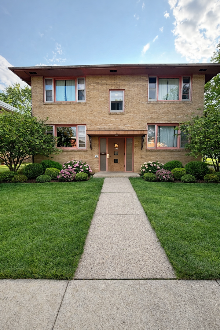 Madison Apartment: 910 South Brooks Street