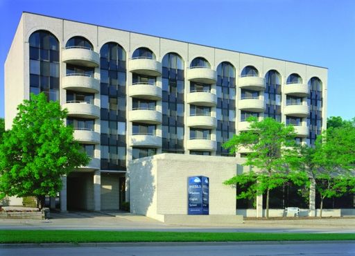 Great Location! Studio Apartment in the heart of Shorewood Hills – photo 1