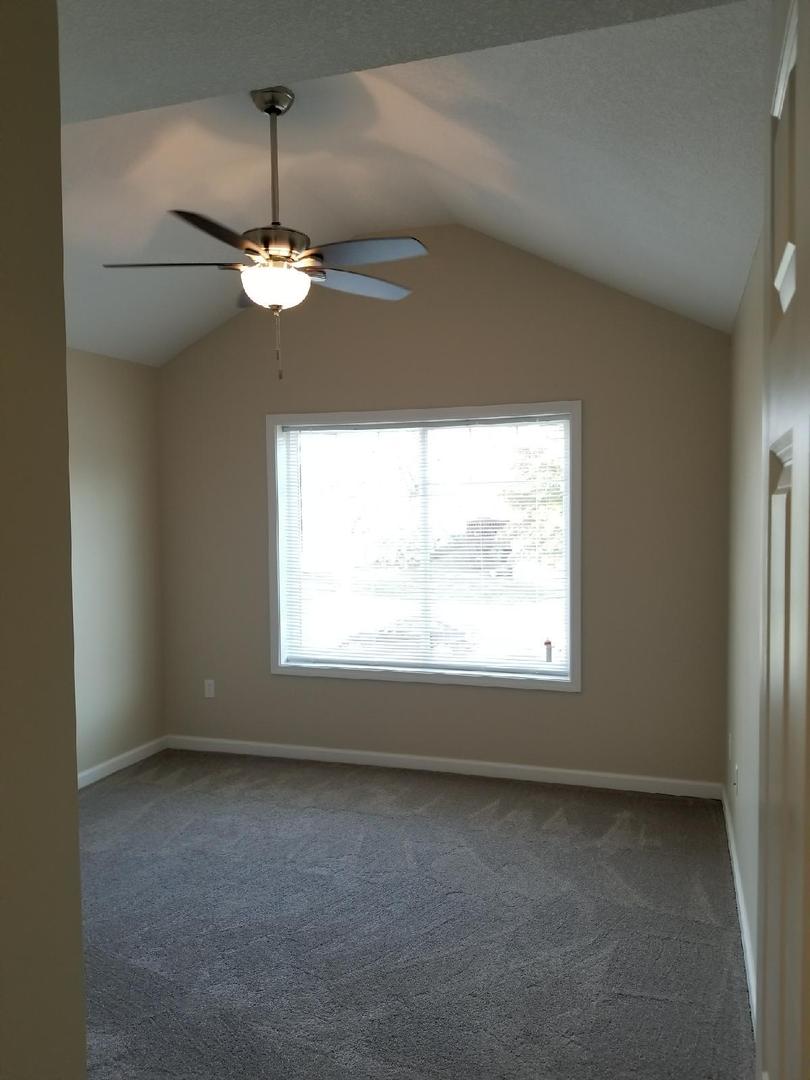 Brentwood Townhomes 8 of 12