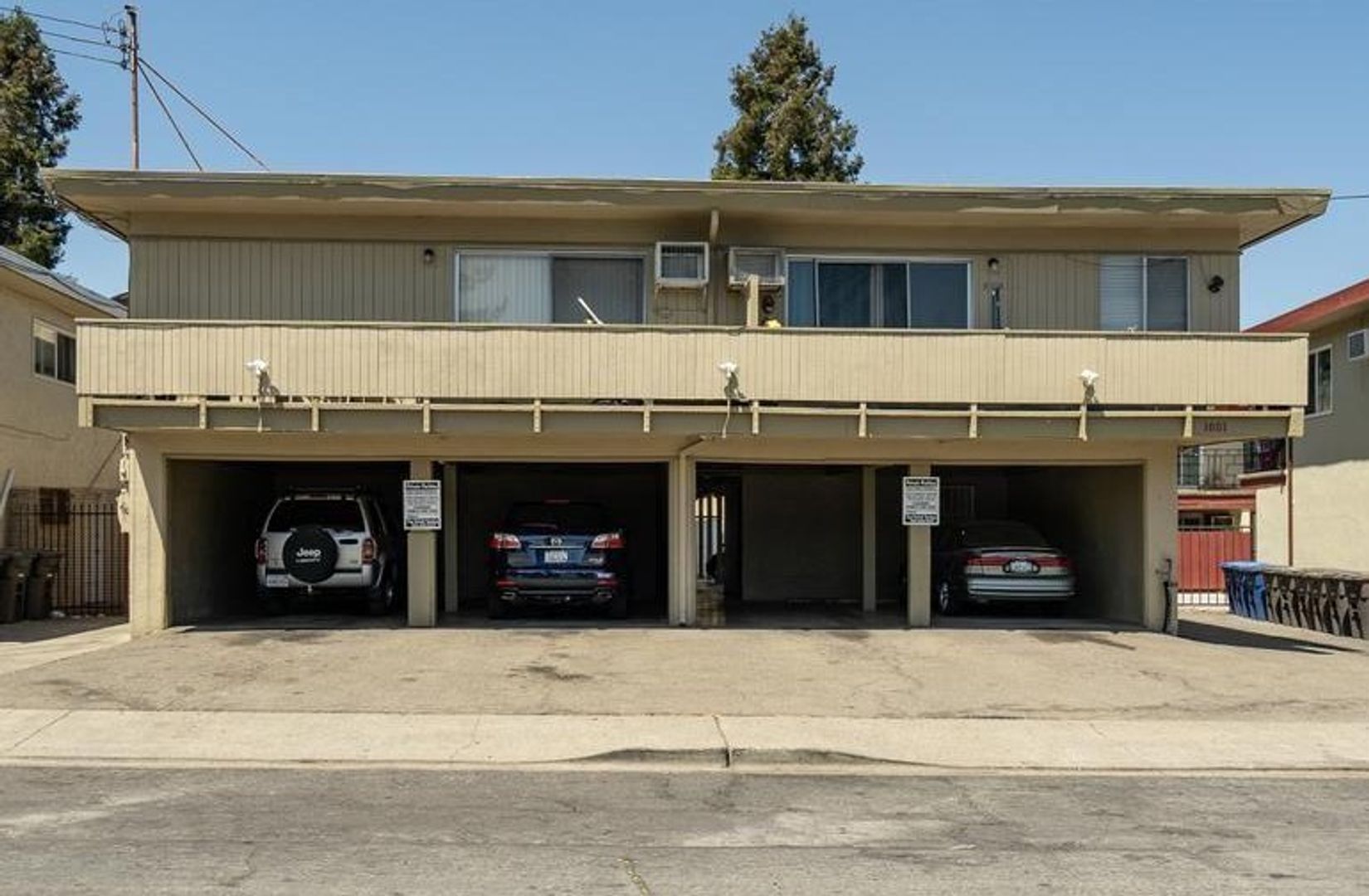 Concord Apartment: 1601 Frisbie Ct