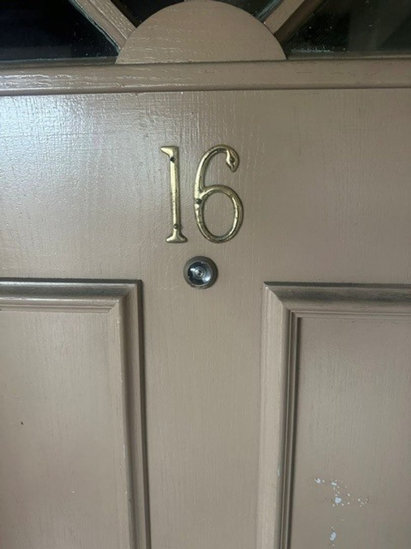 San Jose Apartment: 142 & 150 Graham Avenue