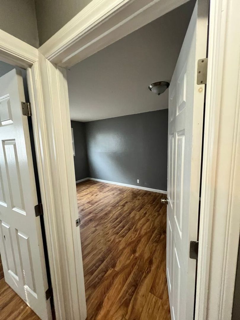 Richmond Apartment: 5300-5304 Van Fleet Ave