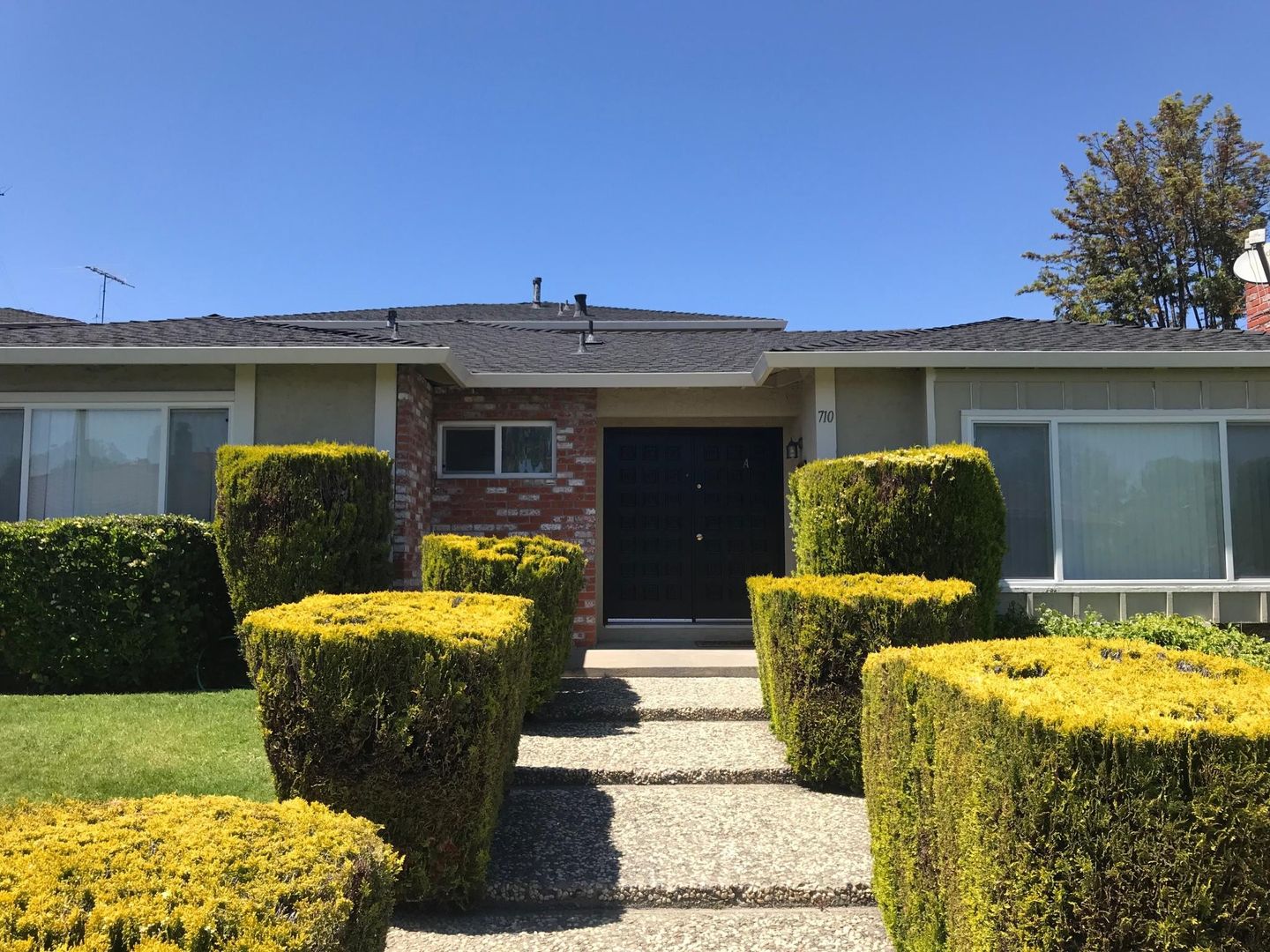 Santa Clara Apartment: 710 Harvard Avenue