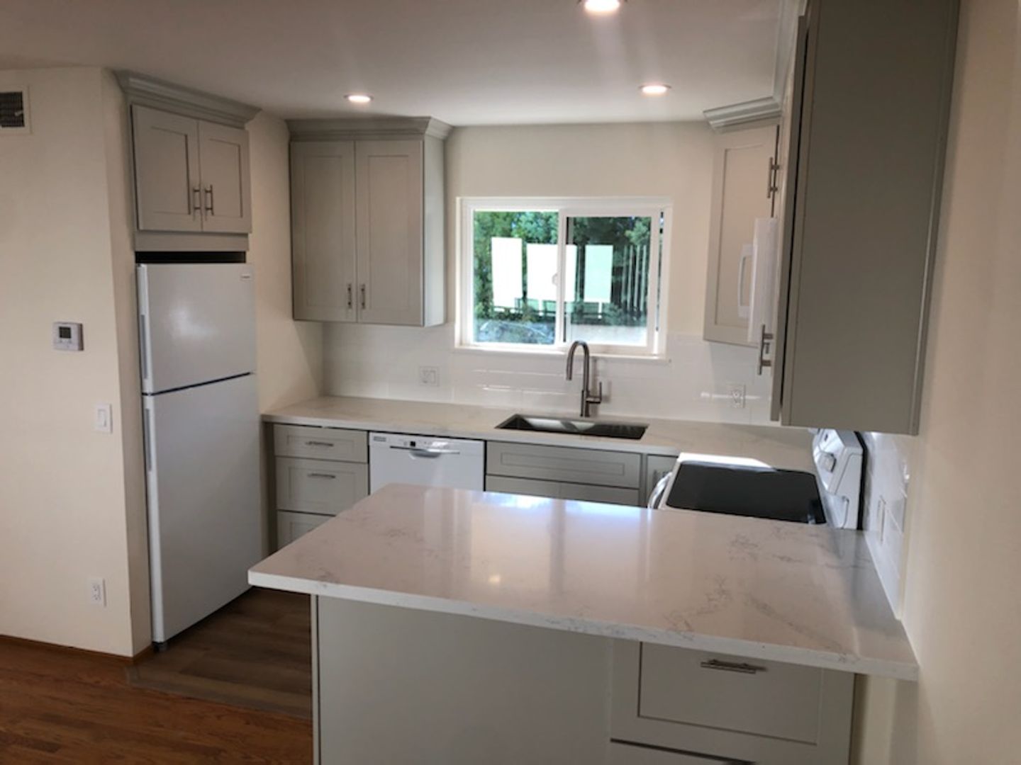 Palo Alto Apartment: 825 Cowper Street