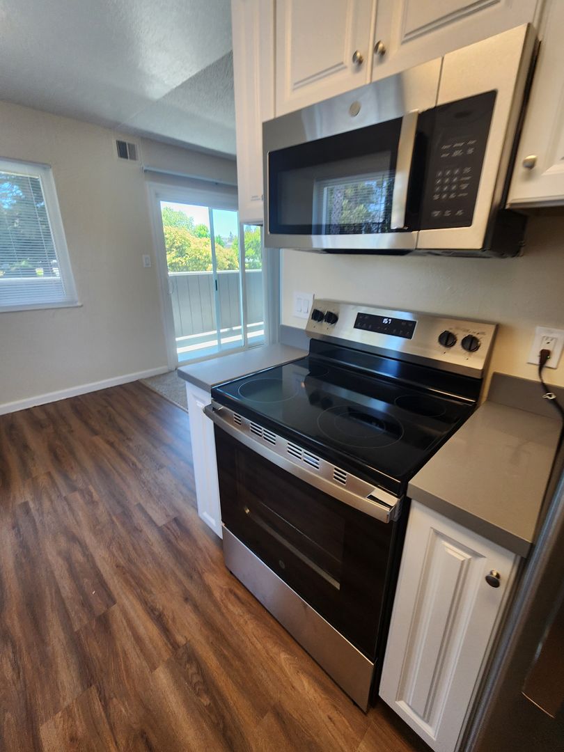 Concord Apartment: 1501 Garcez Dr.