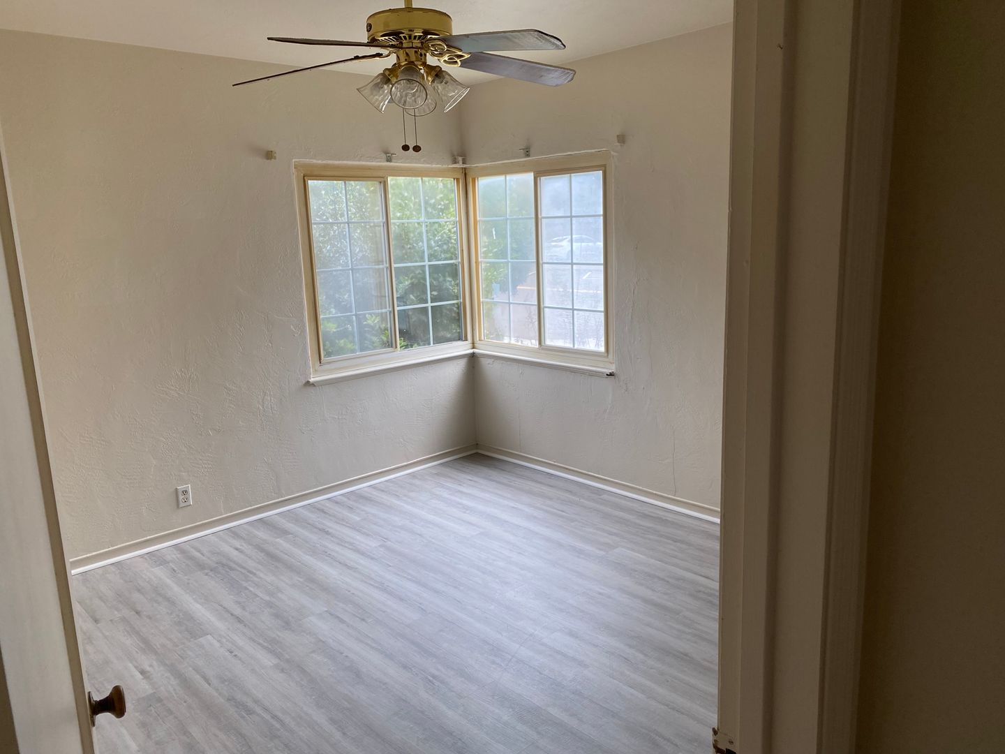 San Leandro Apartment: 382-392 Callan Avenue