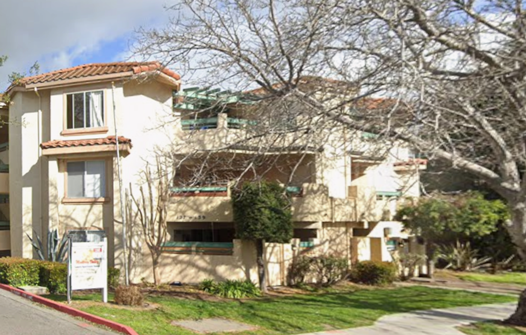 San Jose Apartment: 127/133/139 Rancho Drive