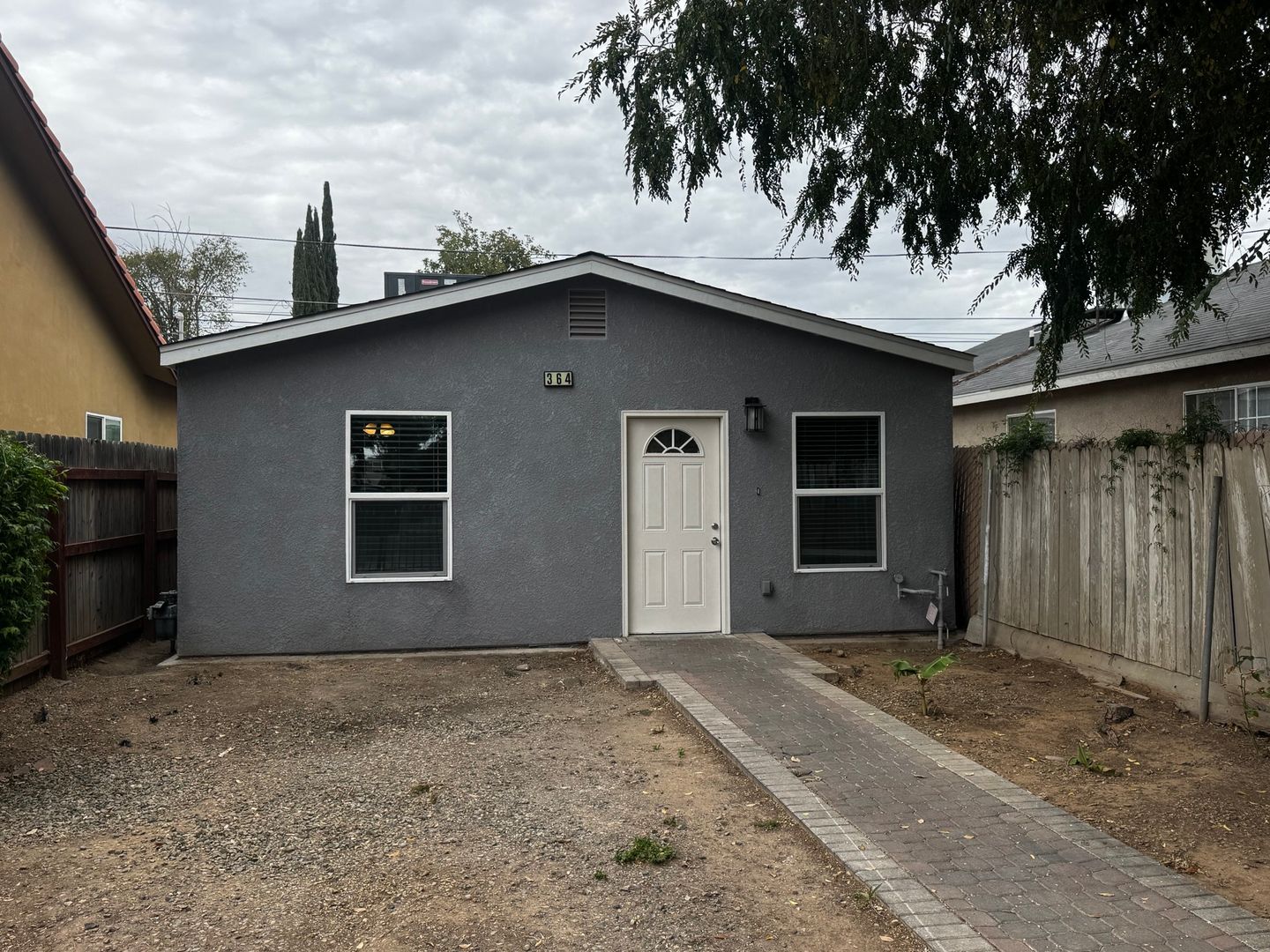 Fresno House: 364 W. Minarets Ave.