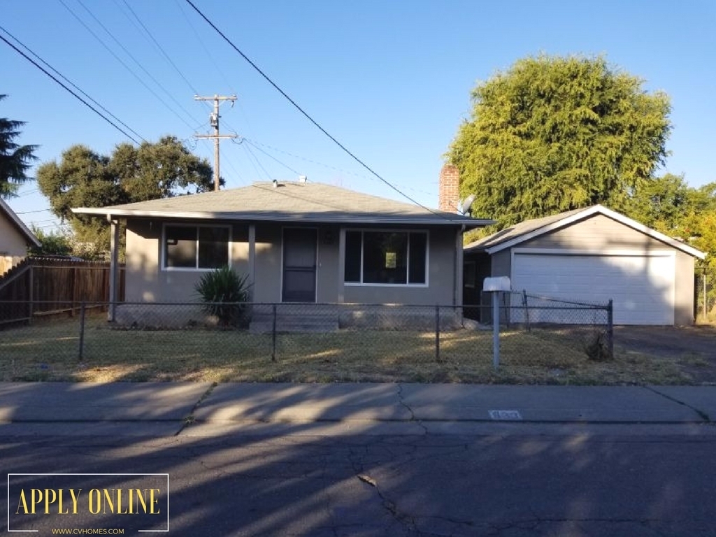 Stockton House: 833 N. E St.