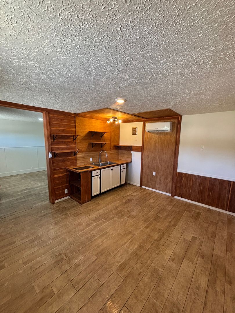 Highland Apartment: 2939 US-62 #412 Highland