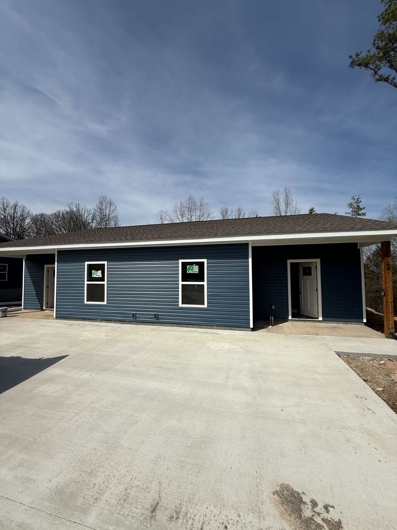 Gassville Apartment: 30 Patton Ct