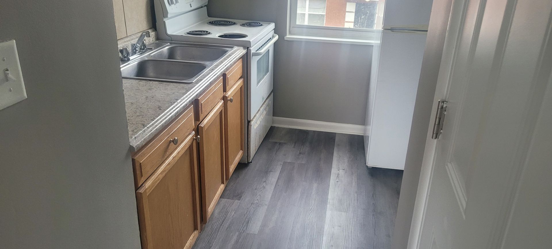 Columbus Apartment: 812 Manning Ave.