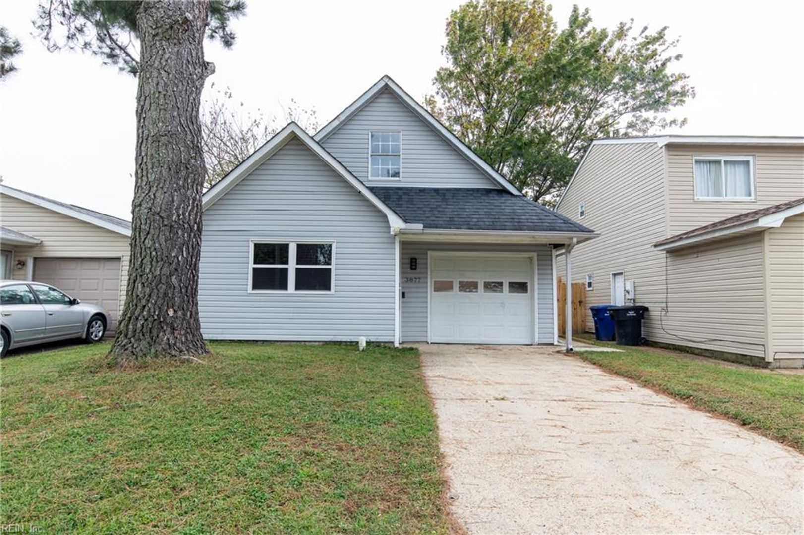 Portsmouth House: 3877 Peachtree Ln W