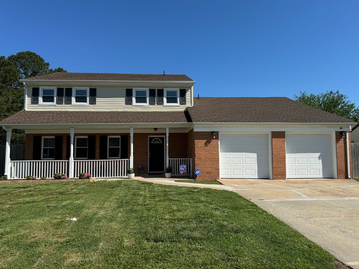 Chesapeake House: 3104 Guenevere Dr