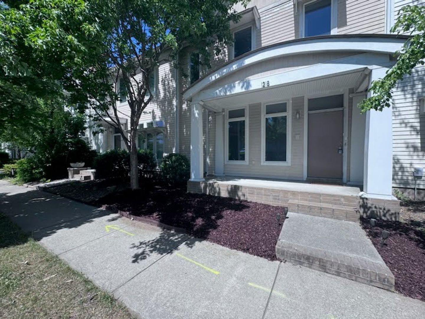 Norfolk House: 1218 W 26th St