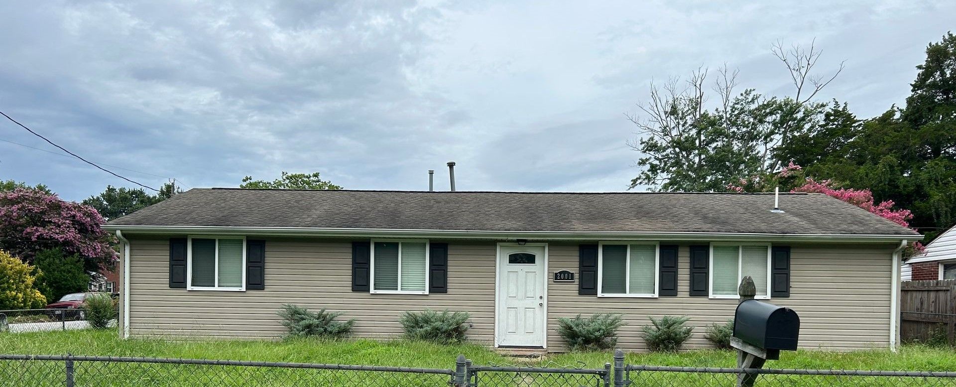 Hampton House: 2001 Grimes Rd
