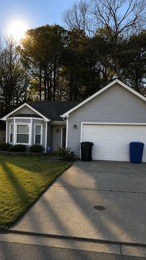 Virginia Beach House: 1357 Beacons Reach Dr