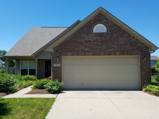 Wonderful 3 BR Home in a Popular Avon Community! – photo 1