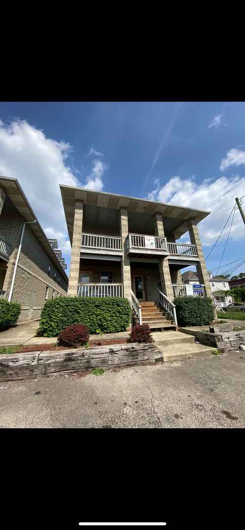 Columbus Apartment: 2163 Indianola Avenue