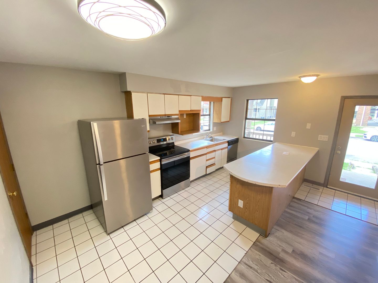 Columbus Apartment: 99-103 Chittenden Avenue