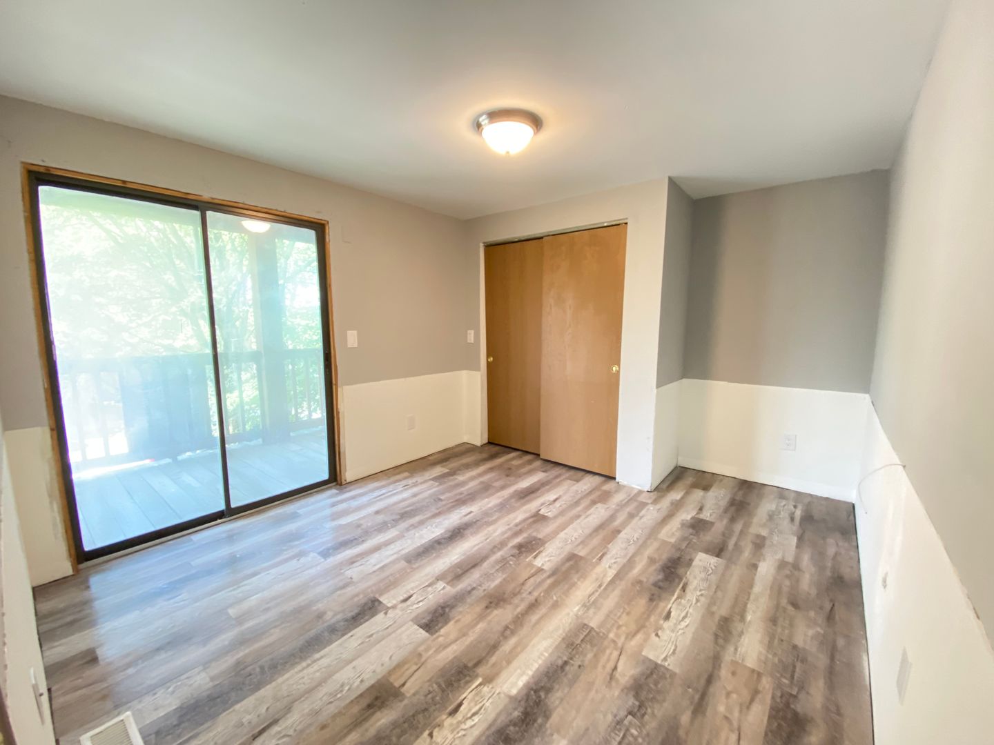 Columbus Townhome: 1522 Indianola Avenue