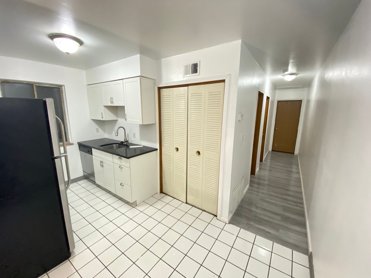 Columbus Apartment: 2121 Iuka Avenue