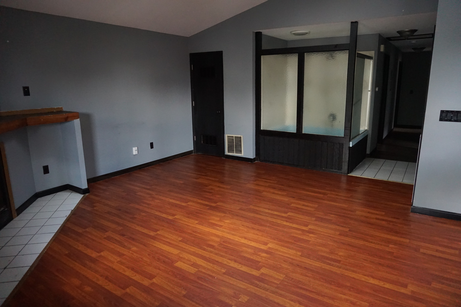 Columbus Apartment: 39-51 Chittenden Avenue