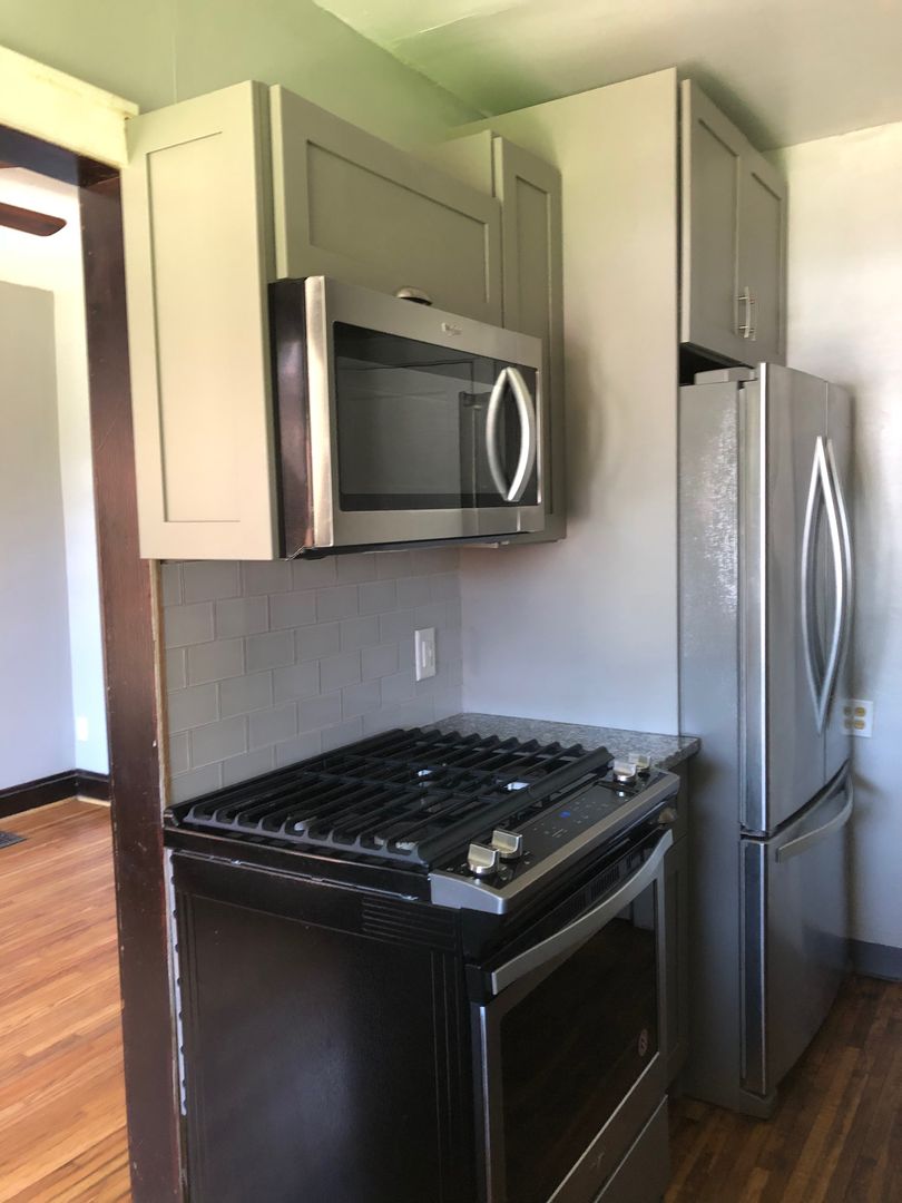 Columbus Apartment: 1430-1442 W. Third Avenue