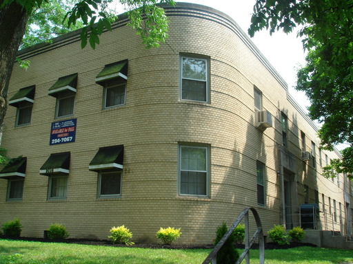 2 bedroom 1 bath unit – photo 1