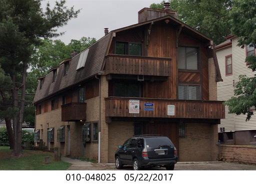 OSU North Campus 3 level townhouse with 4 bedrooms and 2 full baths – photo 1