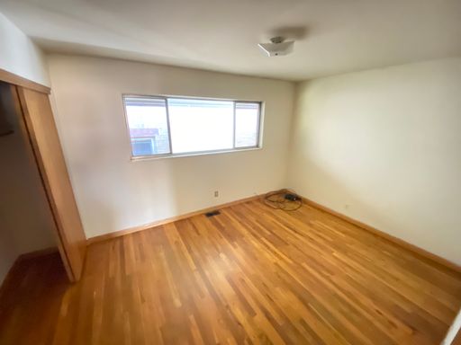 LARGE 2 bedroom townhouses – photo 1